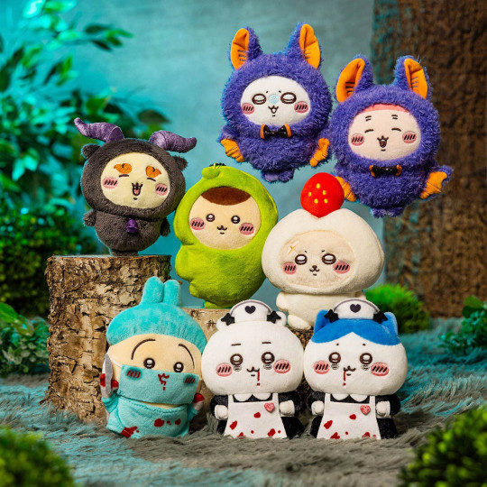 [Pre-order] Japan Chiikawa Costume Mascot - Rakko : Halloween Strawberry Daifuku - 2