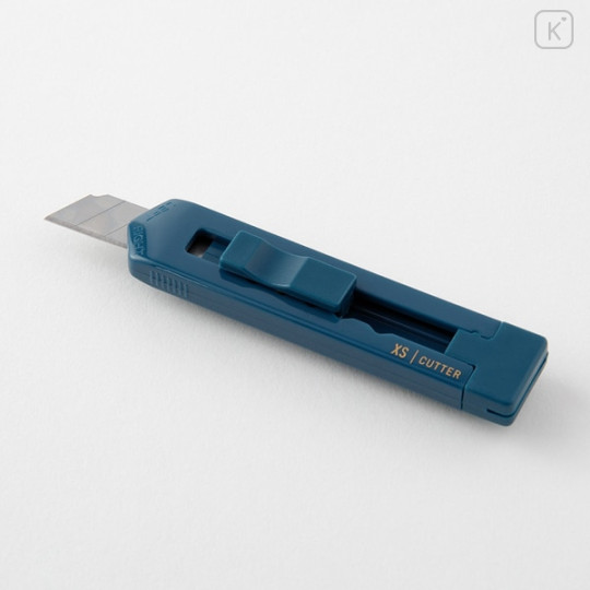 Japan Midori XS Cutter - Navy A - 3