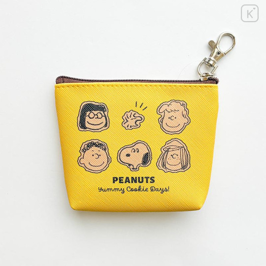 Japan Peanuts Triangular Mini Pouch - Snoopy : Yummy Cookie Days Yellow - 2