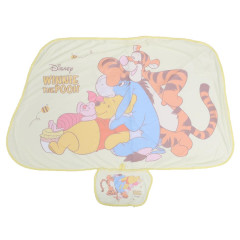 Japan Disney Cooling Lap Blanket with Pocket - Pooh : Friends