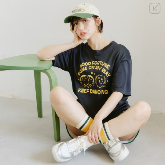 Japan Chiikawa Dry T-shirt (L) - Kurimanju & Shisa : Good Fortune Come on my way Keep Dancing - 2