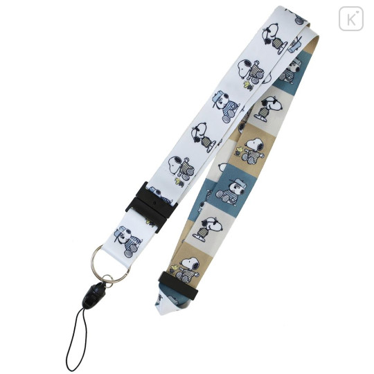 Japan Peanuts Neck Strap - Olaf & Snoopy & Woodstock : Wearing Tshirt - 1