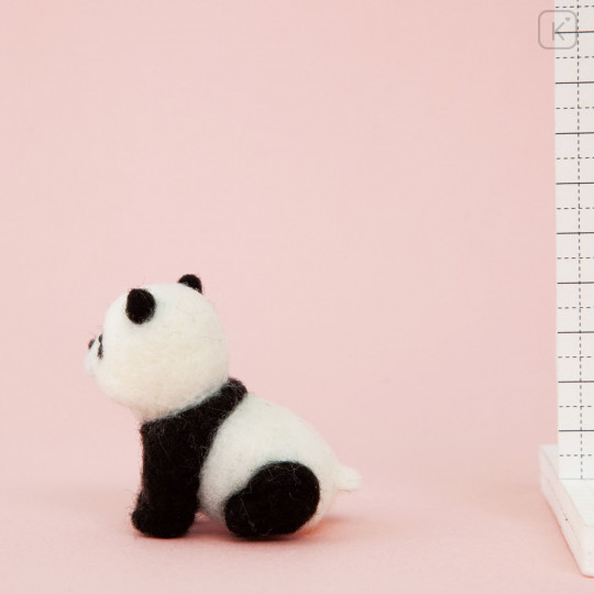Japan Hamanaka Aclaine Needle Felting Kit - Baby Panda - 2