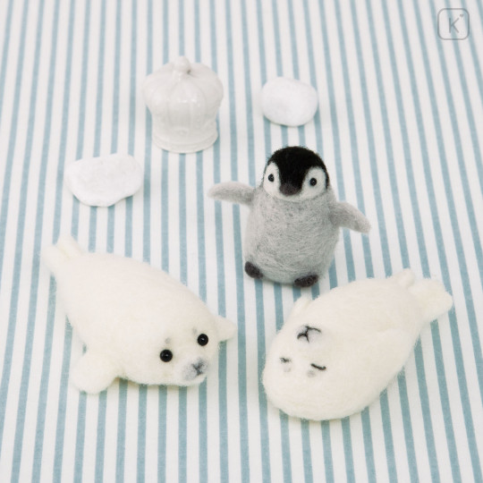 Japan Hamanaka Aclaine Needle Felting Kit - Baby Penguin & Seals - 1