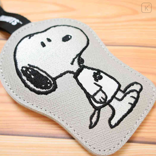 Japan Peanuts Embroidery Pass Case Card Holder Bag Charm - Snoopy : Wearing TShirt - 3