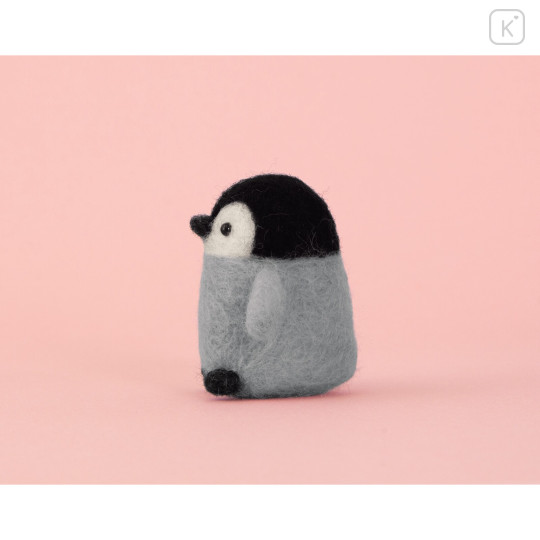 Japan Hamanaka Wool Needle Felting Kit - Penguin Brothers - 3