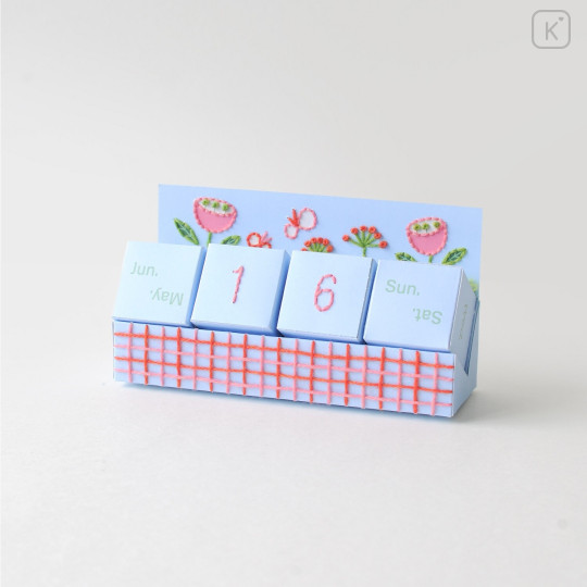Japan Hamanaka Yarn Embroidery Kit - Dice Calendar with Pink Flowers - 1