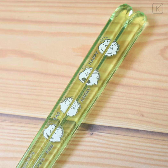 Japan Peanuts Chopsticks & Chopstick Rest Set - Snoopy : Linus Clear Green - 3