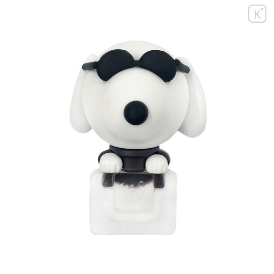 Japan Peanuts Hyottomo Mascot - Joe Cool - 1