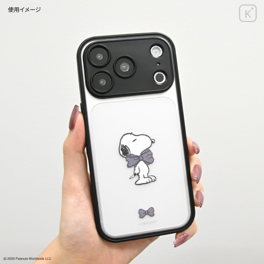 Japan Peanuts IIIIfit Plump Frame iPhone 18 Pro / 17 Pro Case - Snoopy : Black - 5